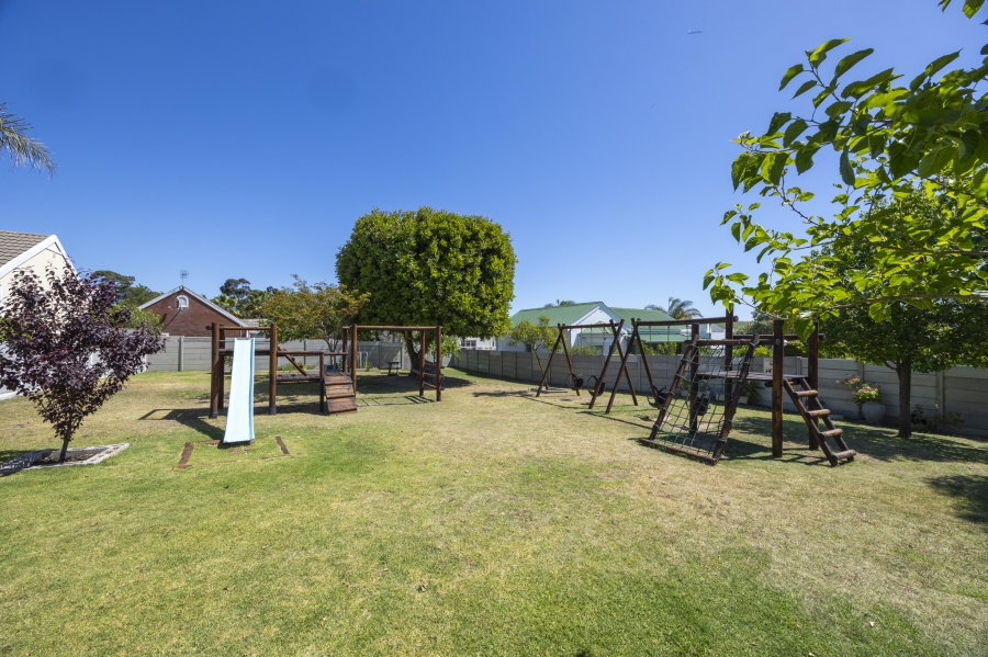 To Let 3 Bedroom Property for Rent in Goedemoed Western Cape